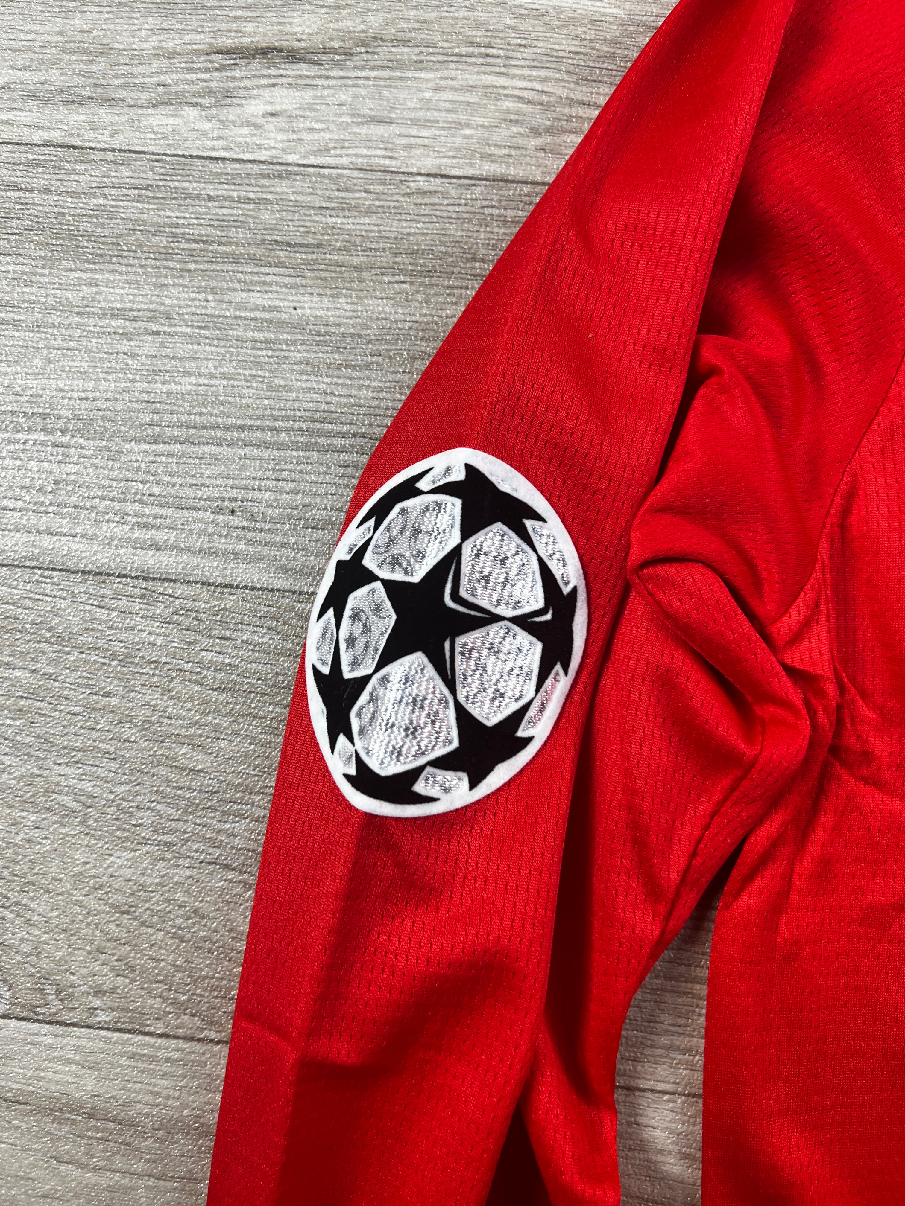 Ronaldo United 2008 home kit manche