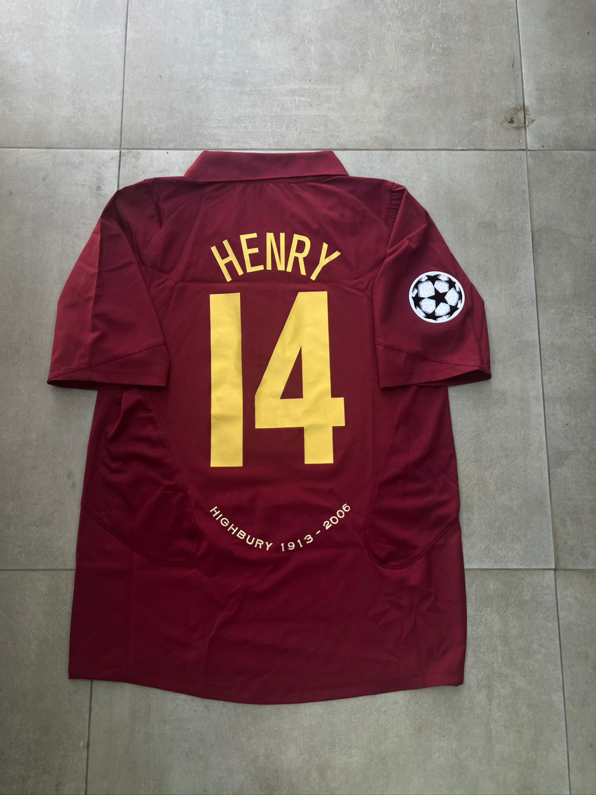 ARSENALHOME KIT THIERRY HENRY 2005/2006