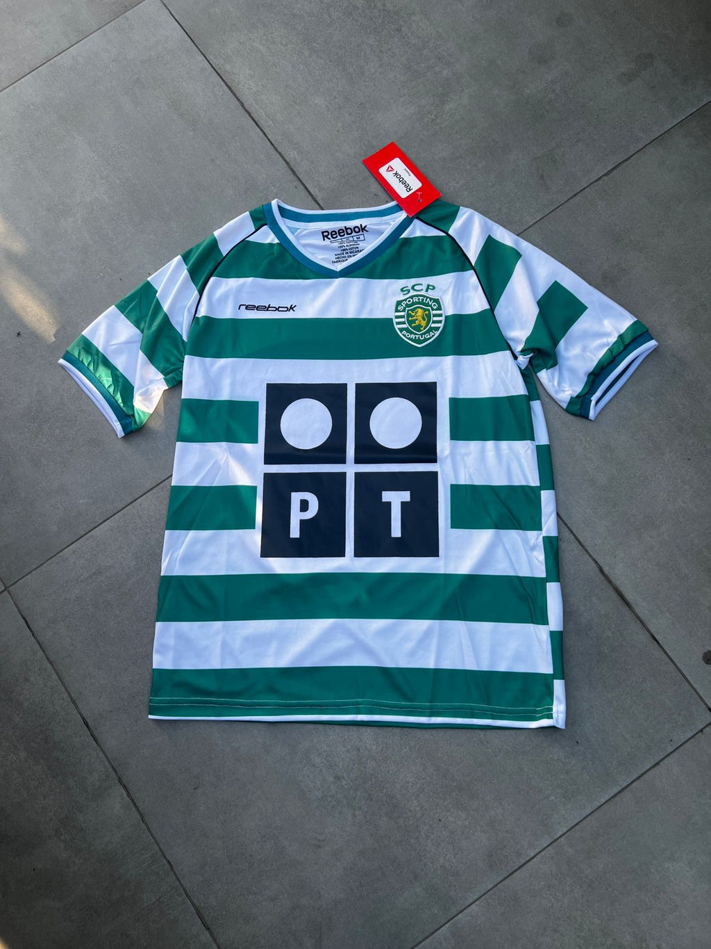 SPORTING LISBONNE HOME KIT RONALDO 2002