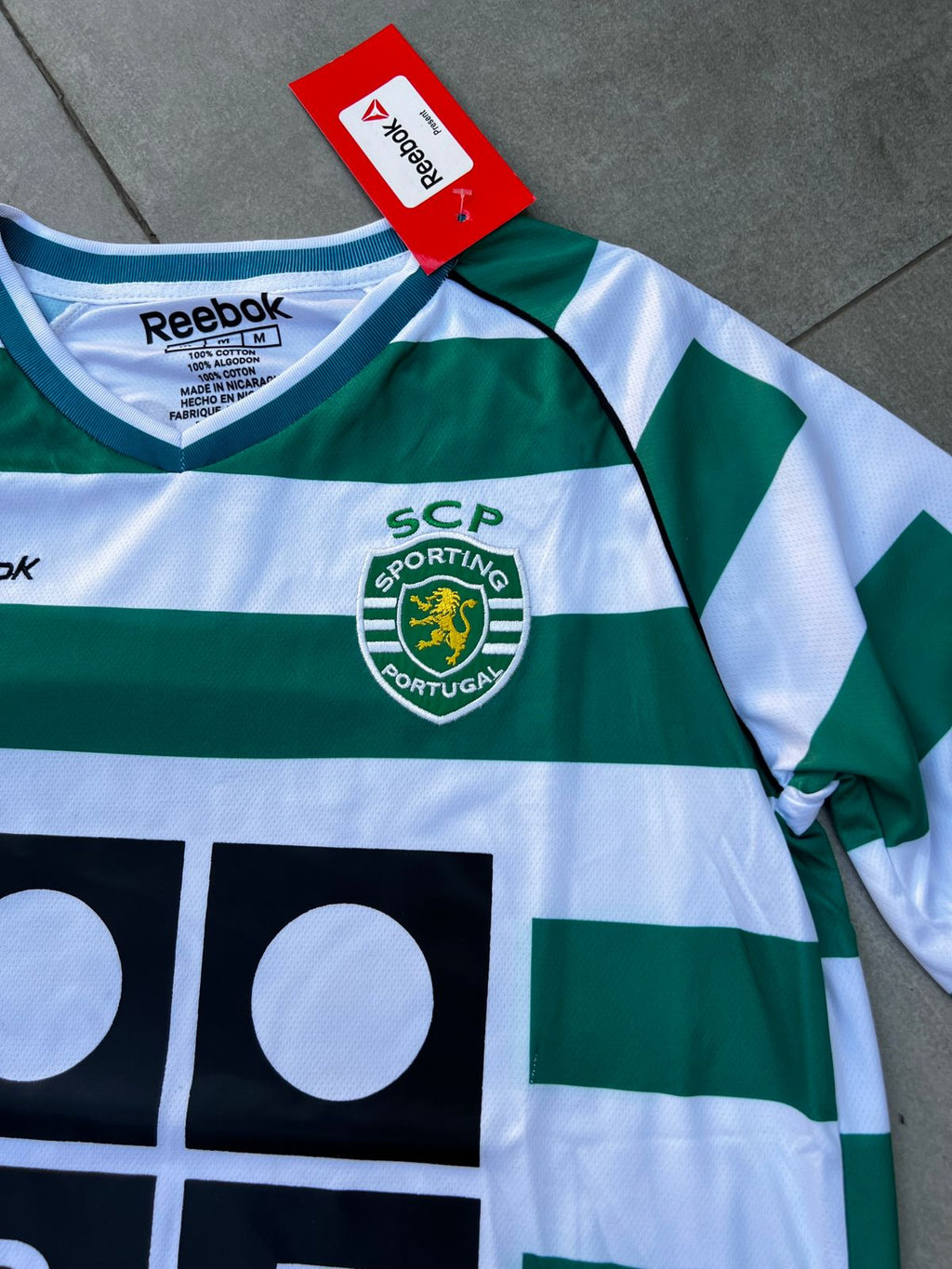 SPORTING LISBONNE HOME KIT RONALDO 2002