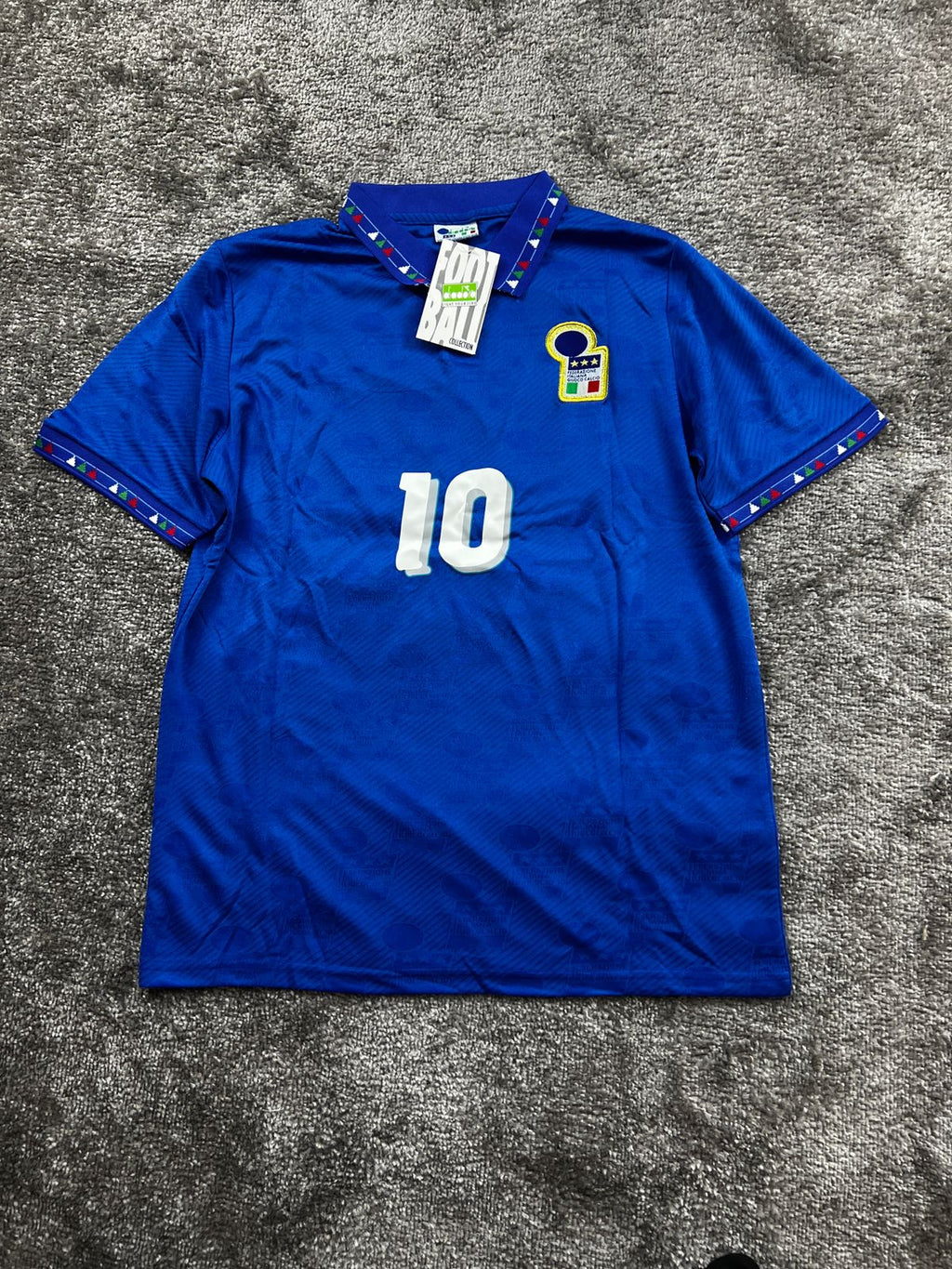 BAGGIO ITALY HOME KIT 1994