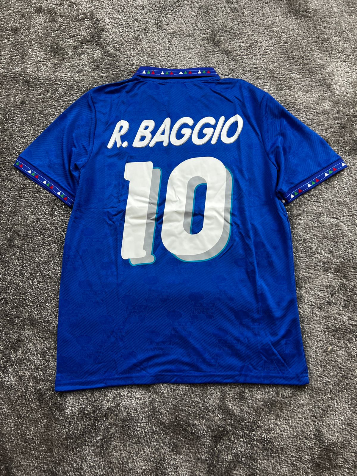BAGGIO ITALY HOME KIT 1994