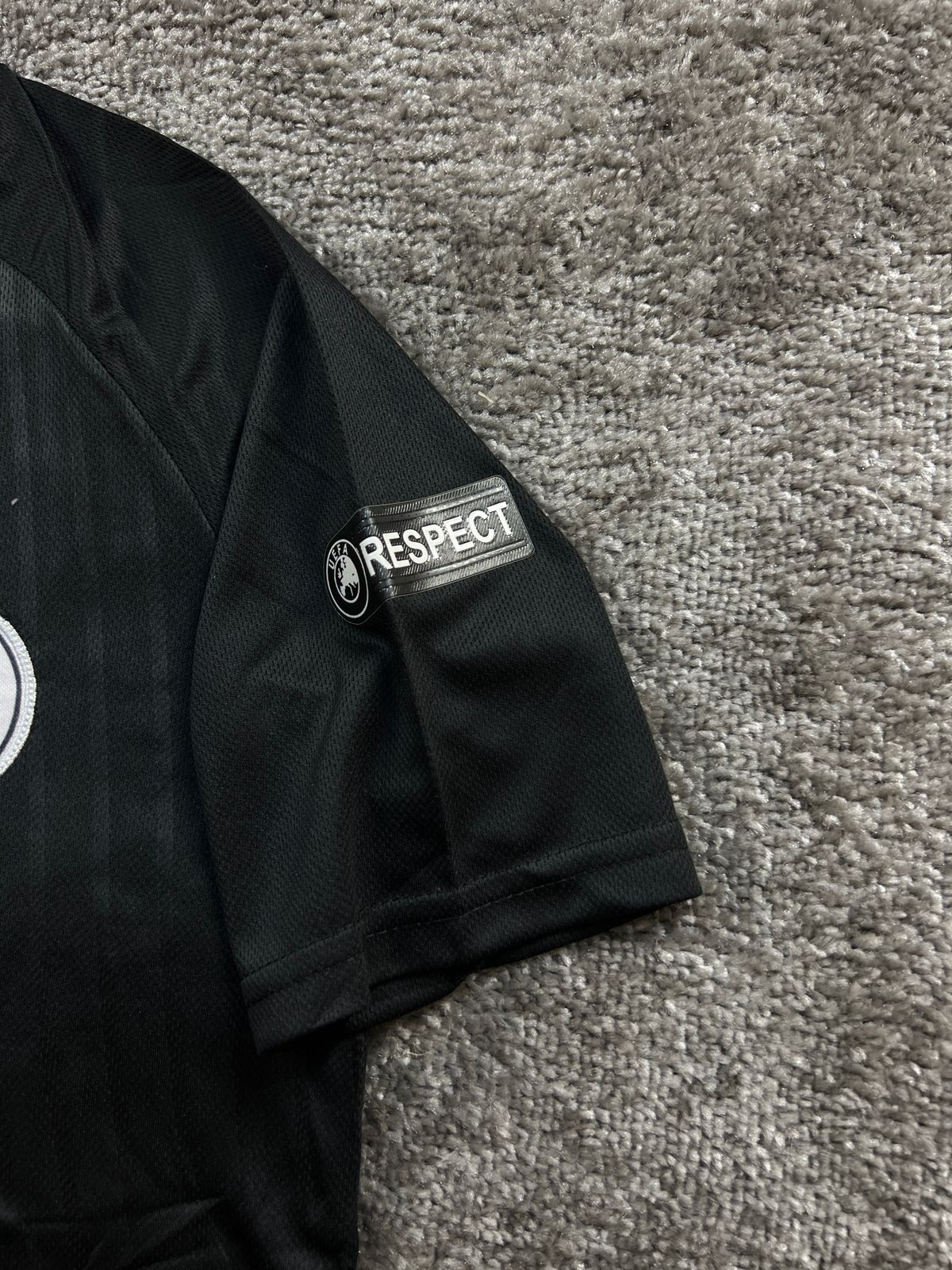 NEYMAR PSG HOME KIT 2018