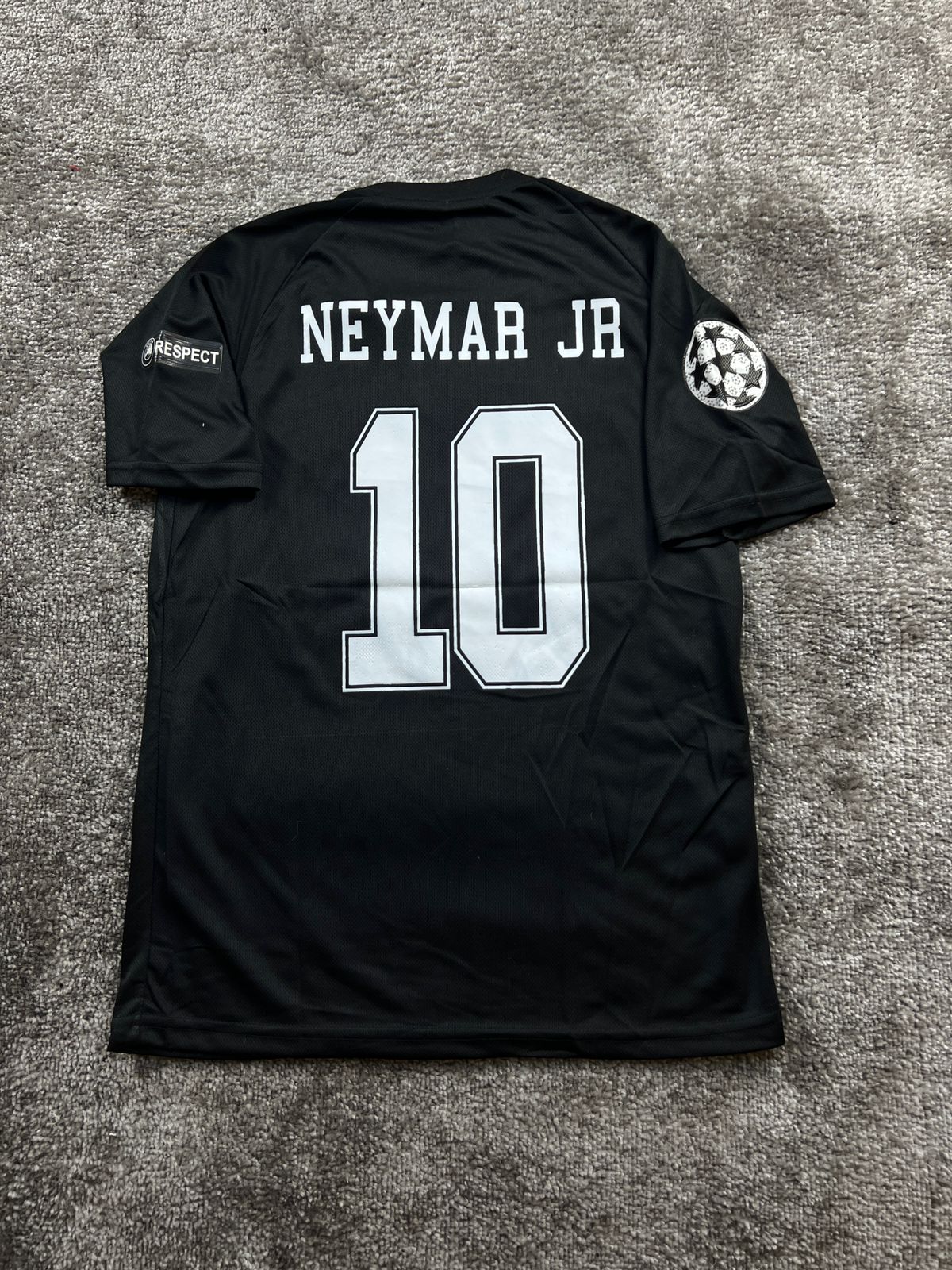 NEYMAR PSG HOME KIT 2018