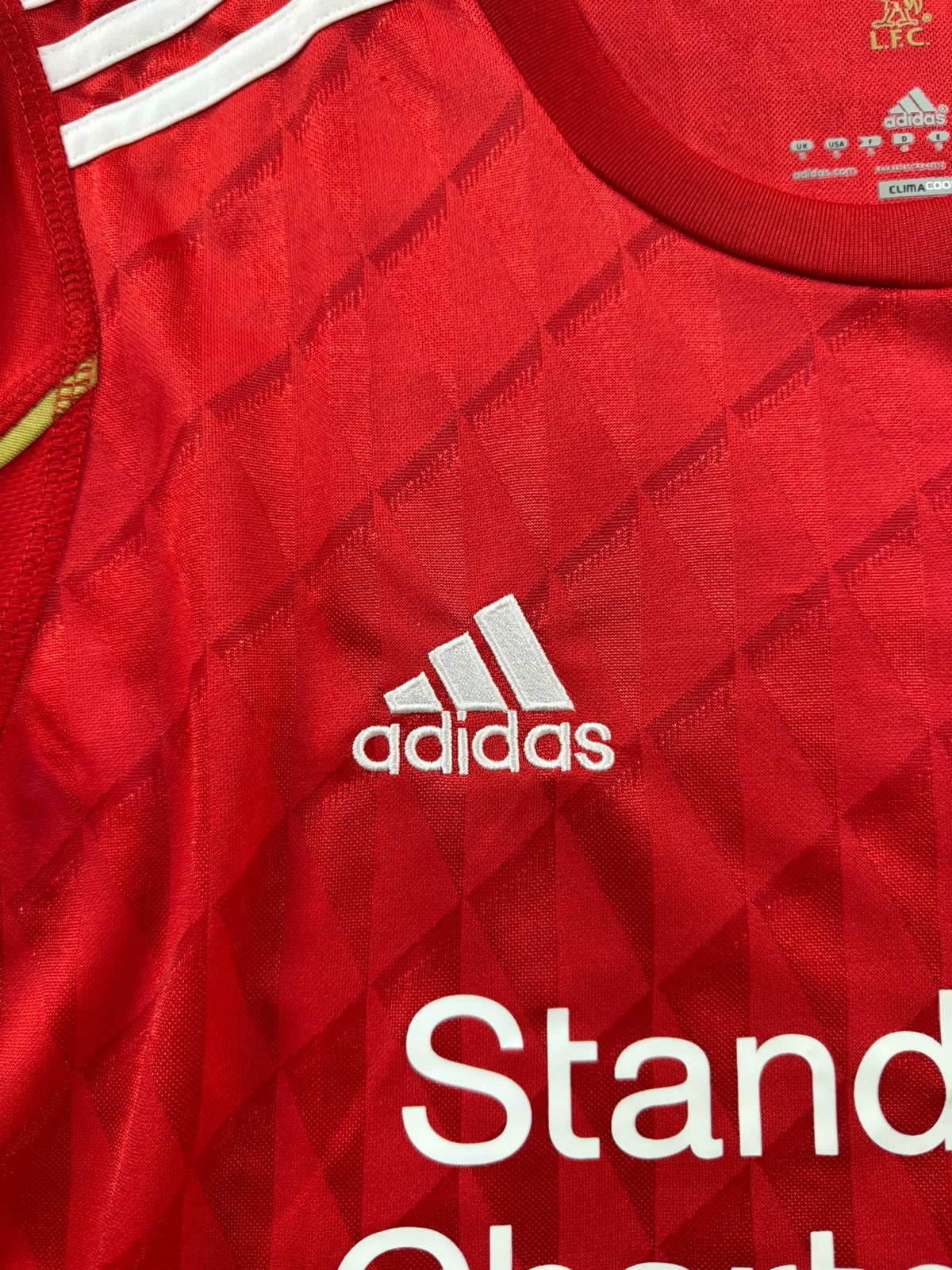 LIVERPOOL HOME KIT 2010-2011