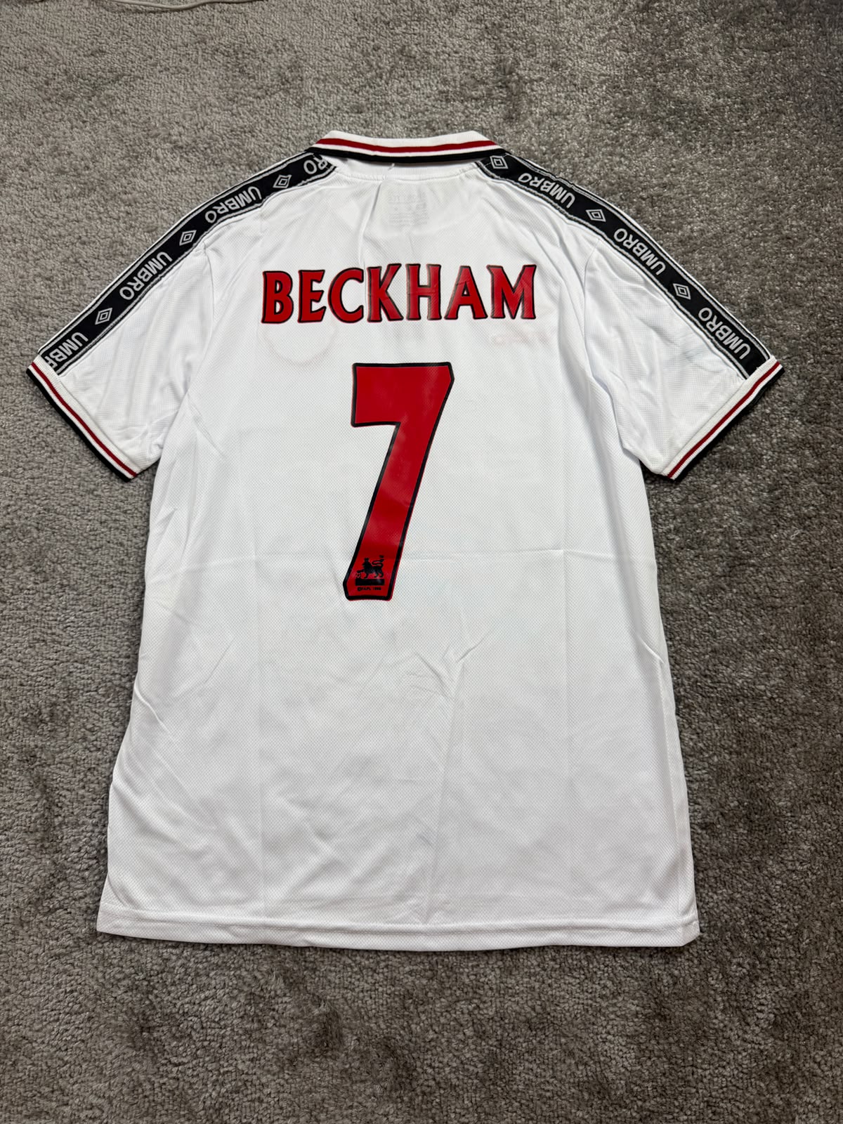 BECKHAM MANCHESTER UNITED AWAY KIT 1999