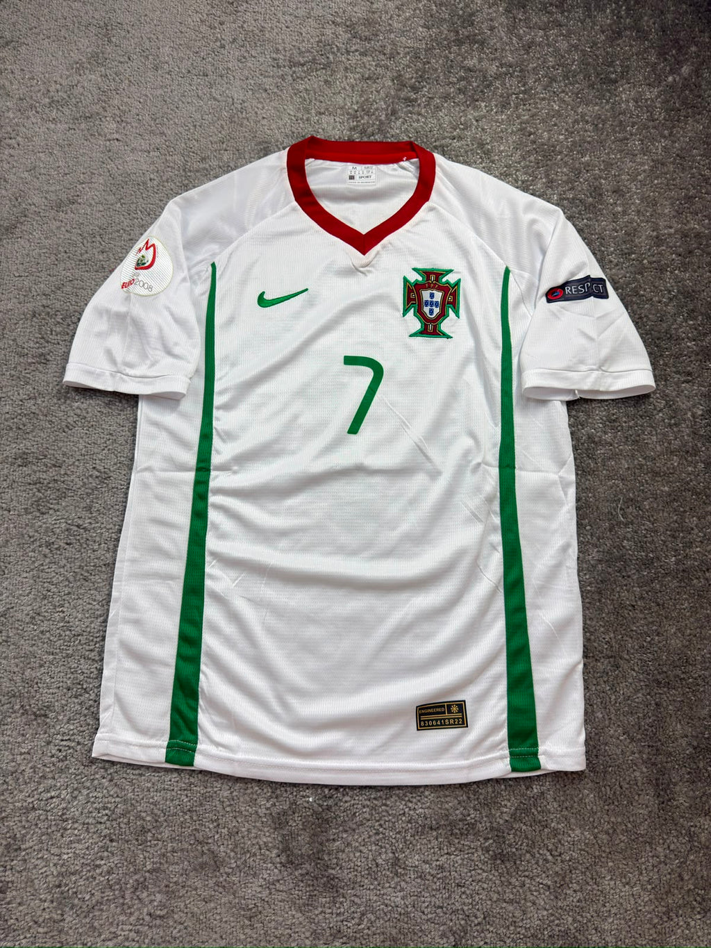 RONALDO PORTUGAL AWAY KIT 2008