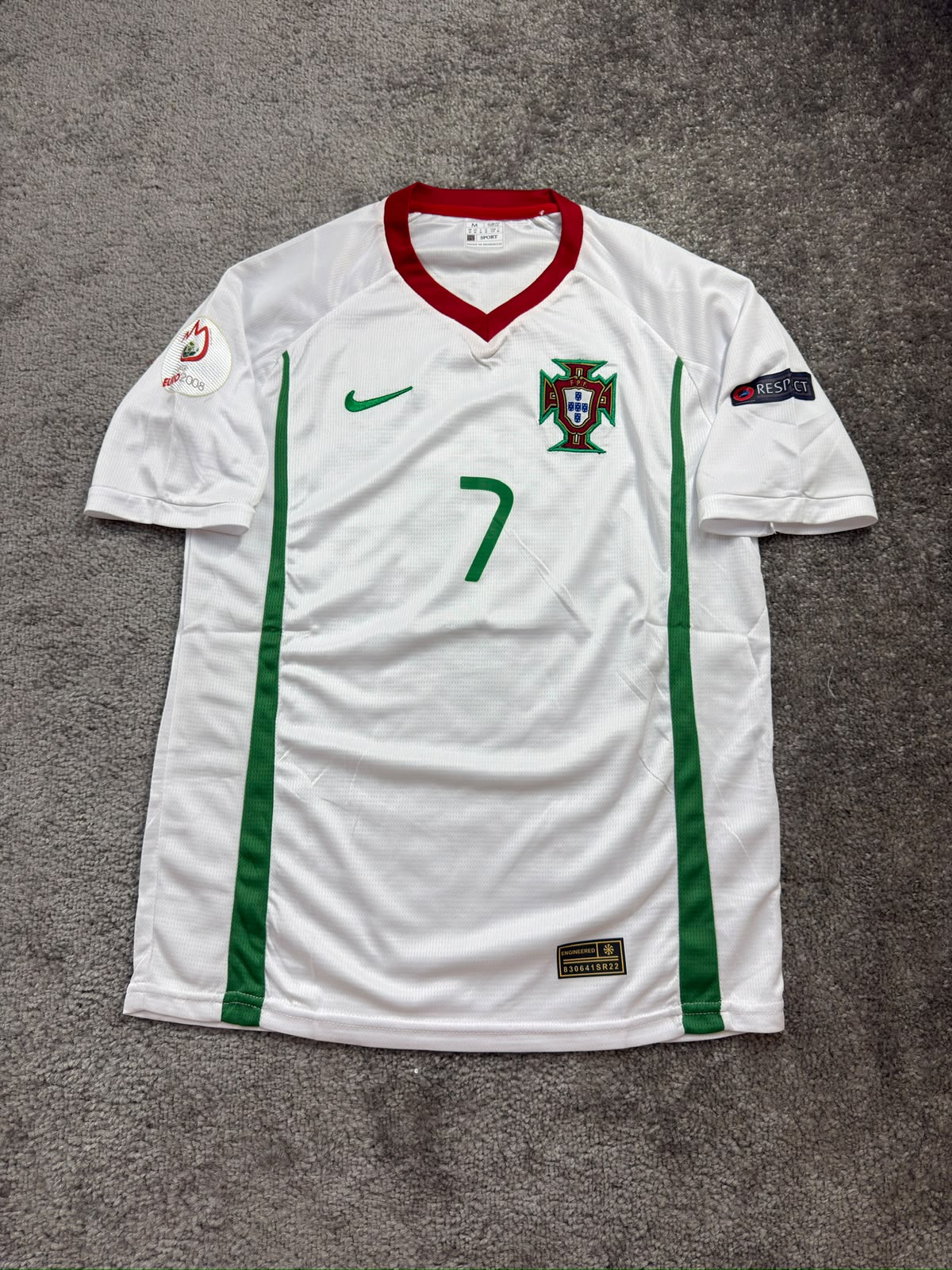 RONALDO PORTUGAL AWAY KIT 2008