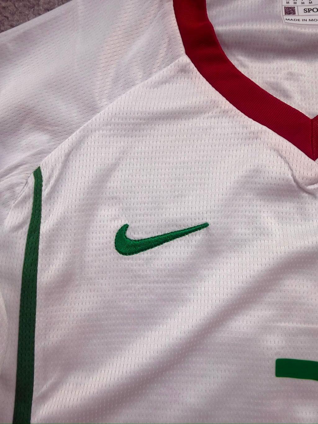 RONALDO PORTUGAL AWAY KIT 2008