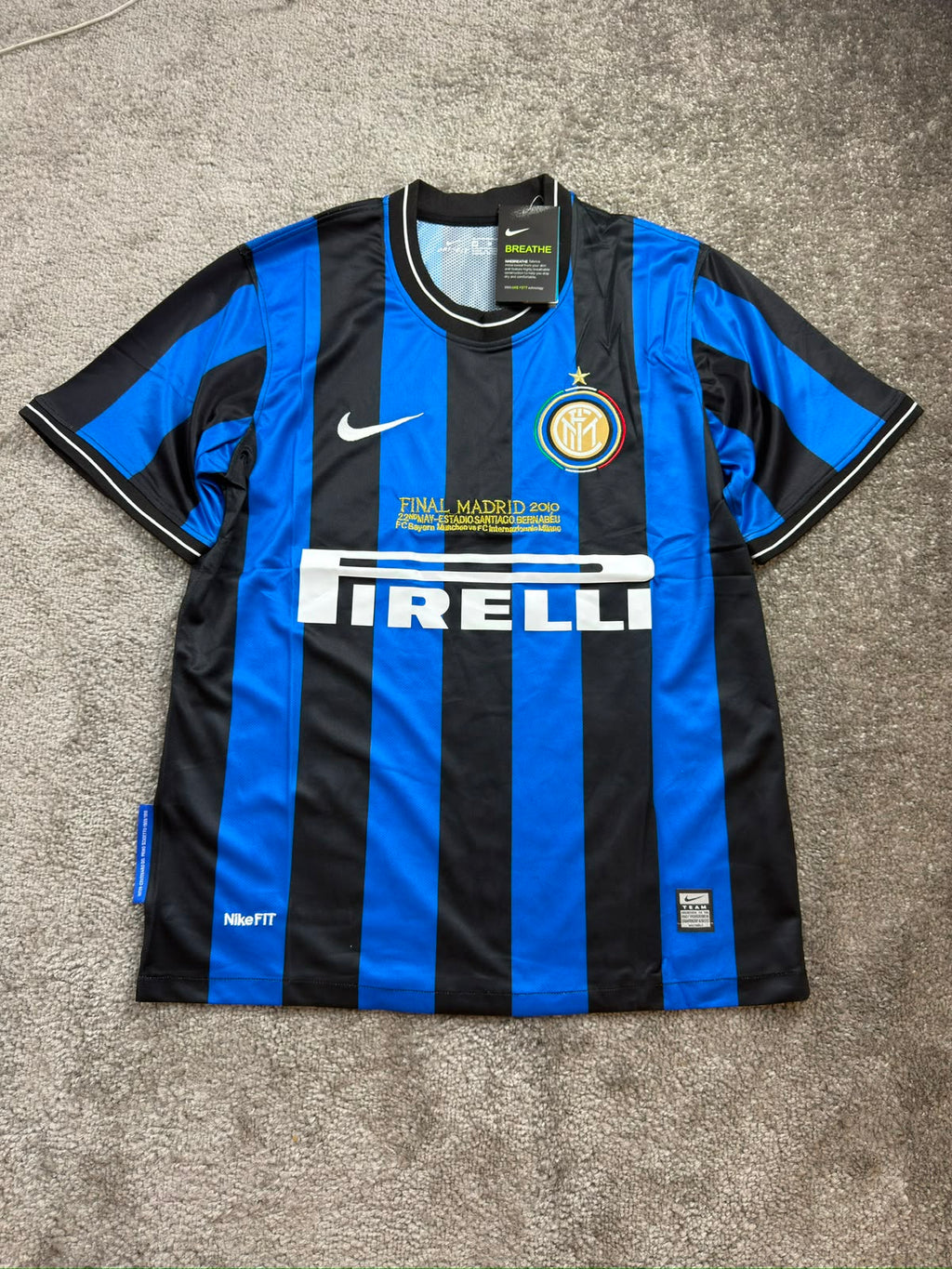 INTER MILAN HOME KIT 2010
