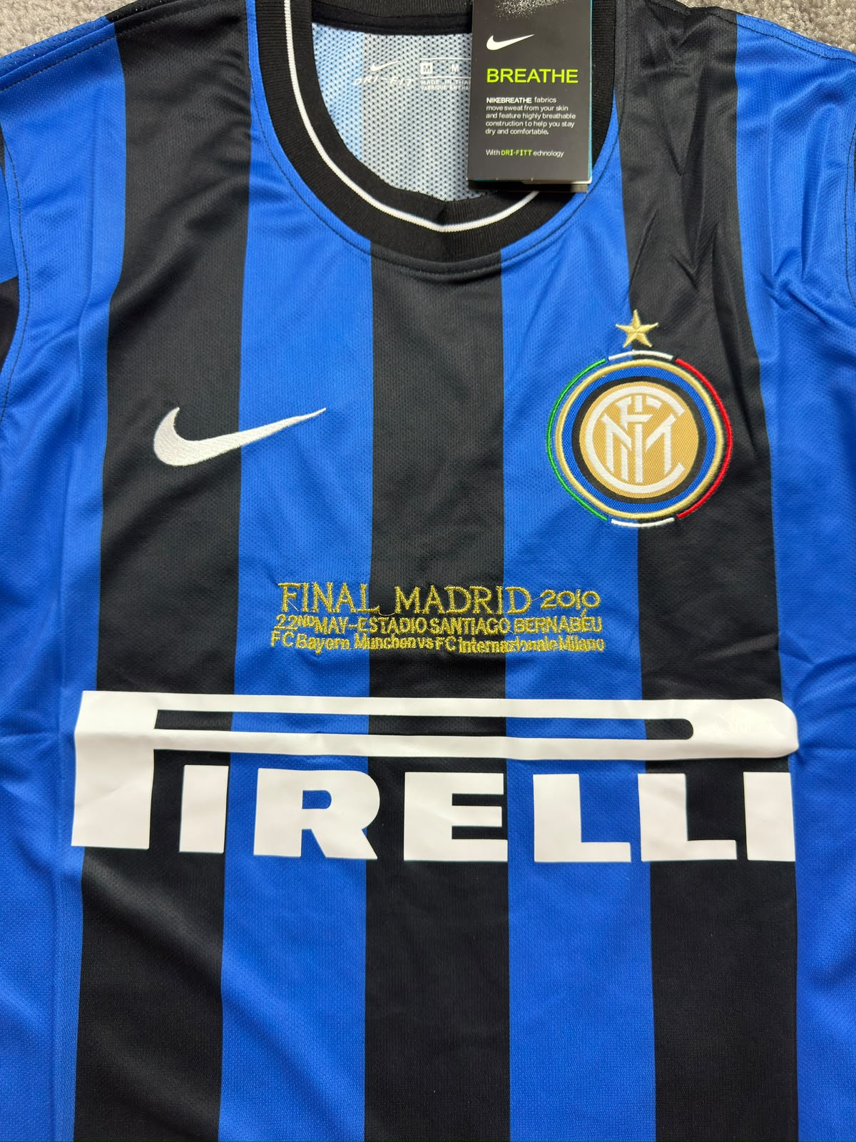 INTER MILAN HOME KIT 2010