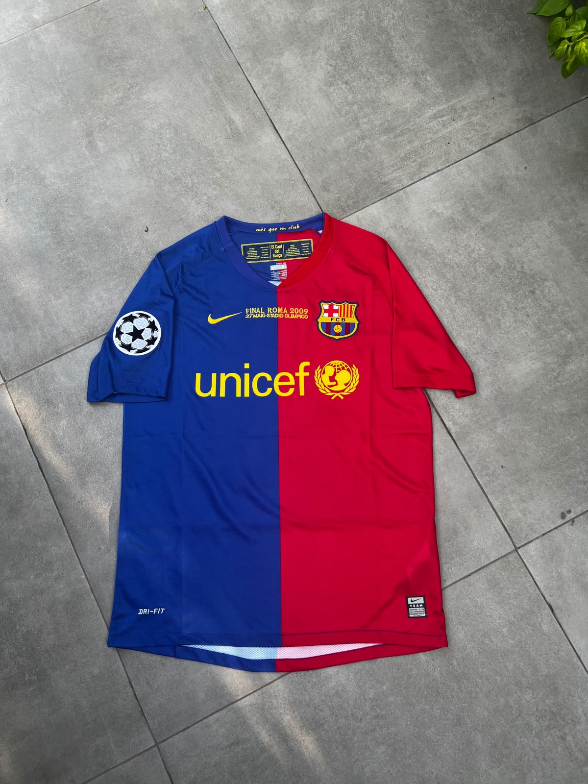 MESSI BARCELONA HOME KIT 2009