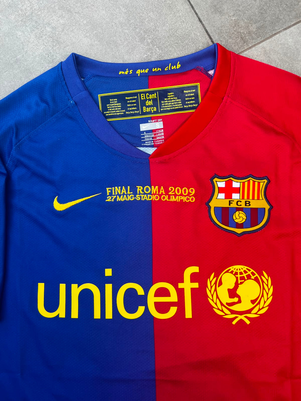 MESSI BARCELONA HOME KIT 2009