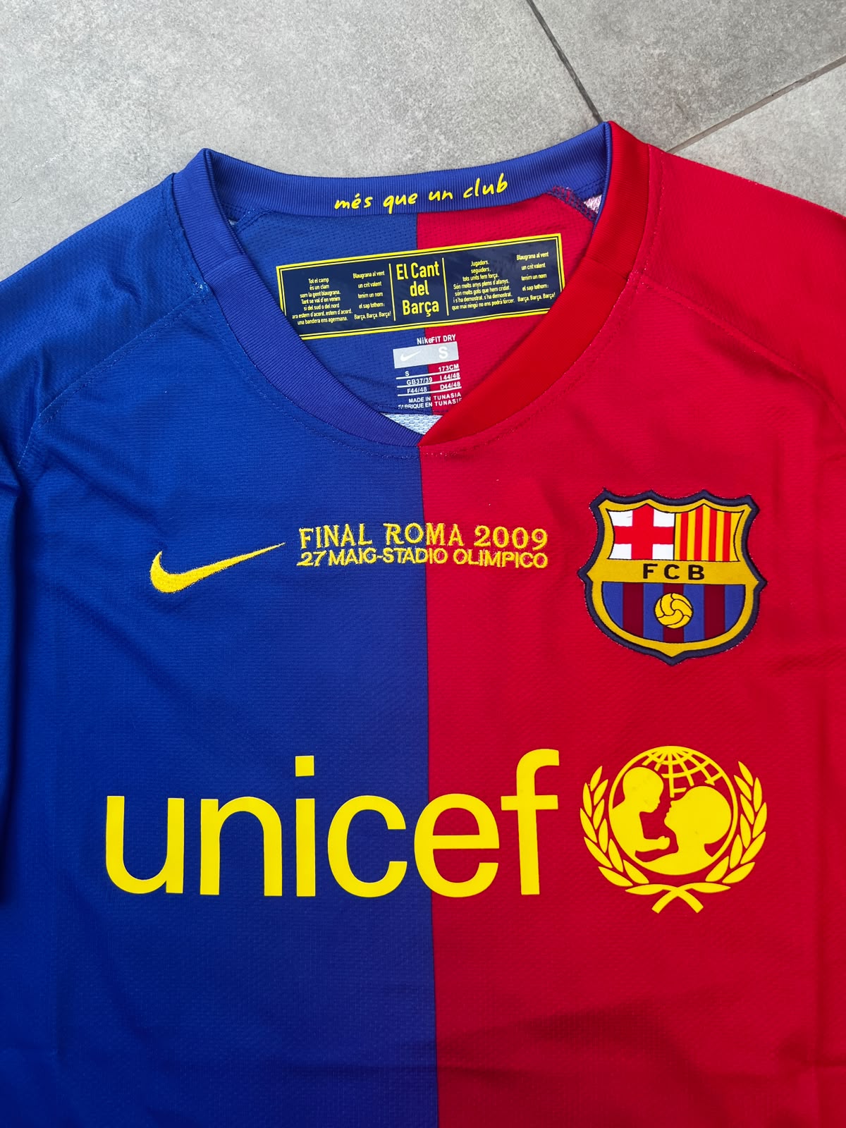 MESSI BARCELONA HOME KIT 2009