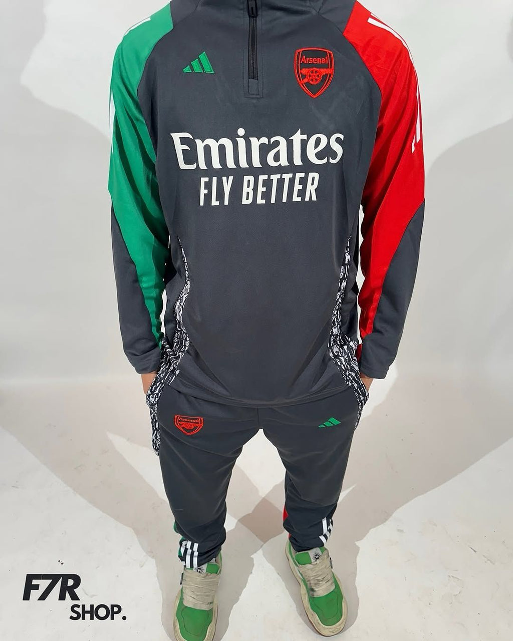 SURVETTE ARSENAL